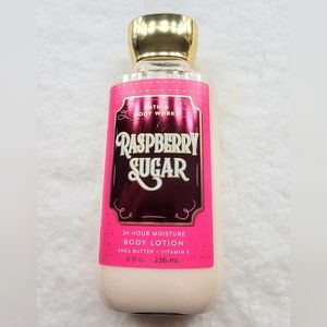 ⏬️CLEARANCE💥DISCONTINUED💥Bath and Body Works Raspberry Sugar Body Lotion!